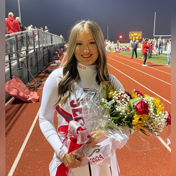 Meet your Posher, Hayley - Picture 3 of 3